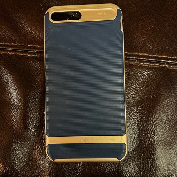 6 iPhone 7 Plus cases - Picture 3 of 8